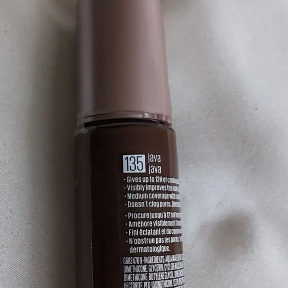 Maybelline Dream Radiant Liquid Foundation 135 JAVA